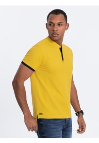 Ombre Clothing - Męska koszulka polo bez kołnierzyka - żółta V9 - Rozmiar: S. Typ kołnierza: polo, bez kołnierzyka. Kolor: żółty. Materiał: bawełna. Długość: długie