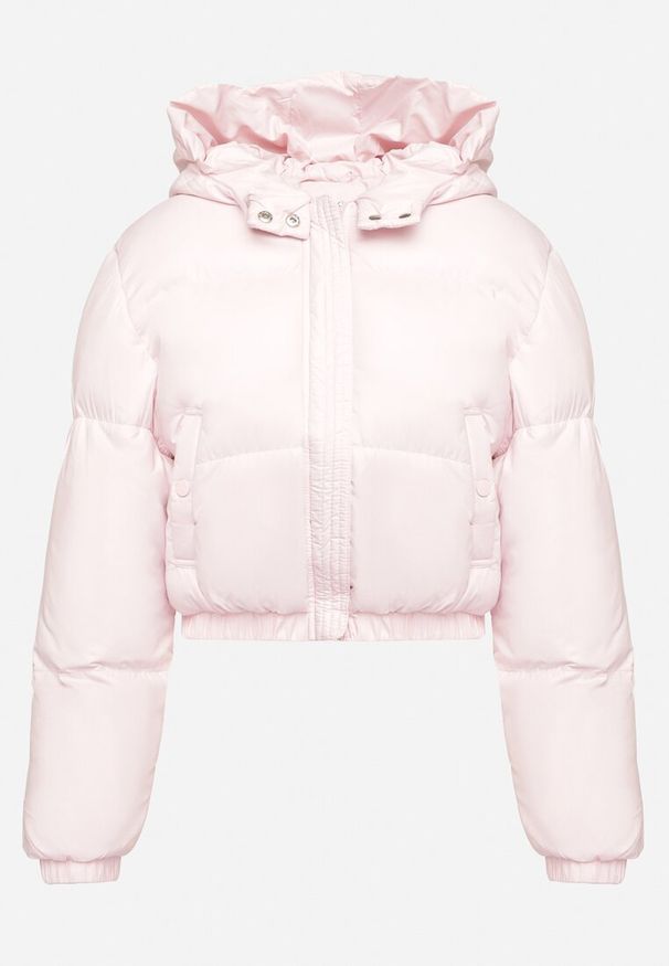 Born2be - Różowa Kurtka Pikowana o Krótkim Fasonie z Kapturem Tinthella. Okazja: na co dzień, na spacer. Typ kołnierza: kaptur. Kolor: różowy. Materiał: jeans, tkanina. Długość: krótkie. Wzór: aplikacja. Sezon: zima. Styl: casual, elegancki, klasyczny
