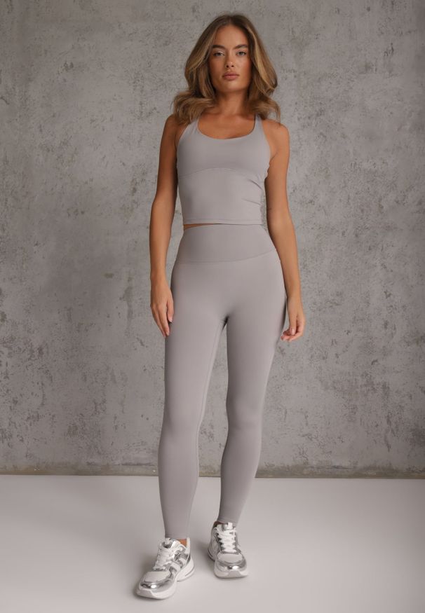 Renee - Szary Komplet Sportowy Legginsy High Waist i Top z Uszywnieniem Ulrike. Kolor: szary