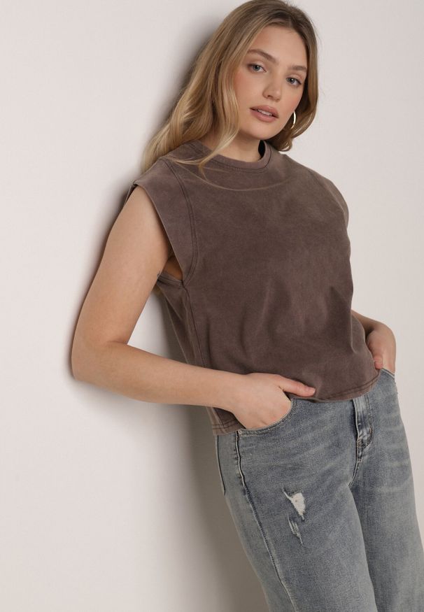 Born2be - Brązowy Bawełniany Top z Efektem Sprania Belatia. Okazja: na co dzień. Kolor: brązowy. Materiał: bawełna. Styl: casual