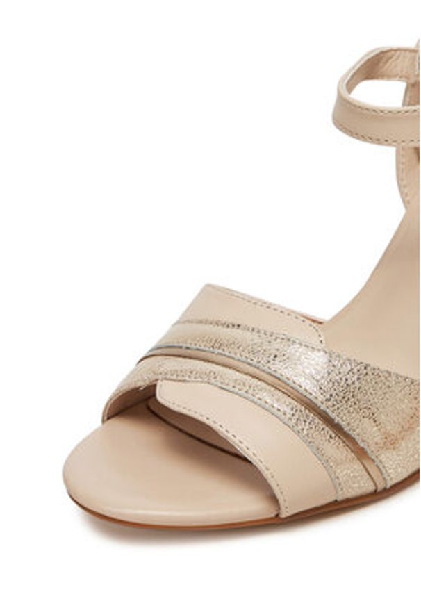 Lasocki Sandały WYL3858-1Z Beżowy. Kolor: beżowy. Materiał: skóra