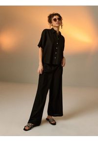 Sinsay - Spodnie wide leg z domieszką lnu - czarny. Kolor: czarny #1