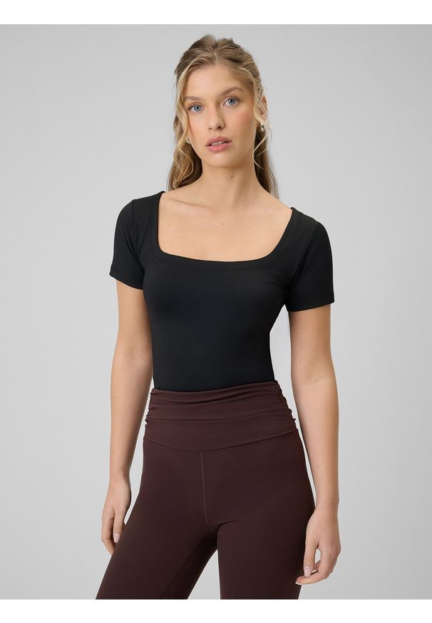 4f - 4F T-shirt slim gładki damski - czarny XS. Okazja: na co dzień. Typ kołnierza: dekolt kwadratowy. Kolor: czarny. Materiał: tkanina. Wzór: gładki. Styl: casual