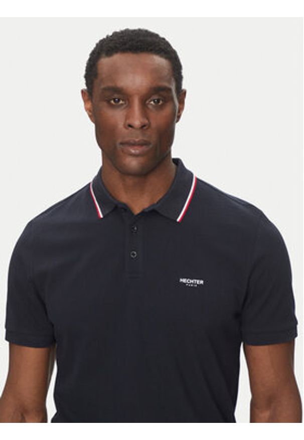 Hechter Paris Polo 74018 151902 Granatowy Regular Fit. Typ kołnierza: polo. Kolor: niebieski. Materiał: bawełna