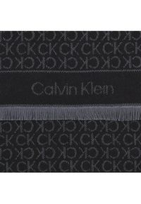 Calvin Klein Szal Monogram Jacquard Scarf 40X180 K60K611116 Czarny. Kolor: czarny. Materiał: wełna