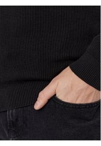 Calvin Klein Jeans Sweter J30J324598 Czarny Regular Fit. Kolor: czarny. Materiał: bawełna #5