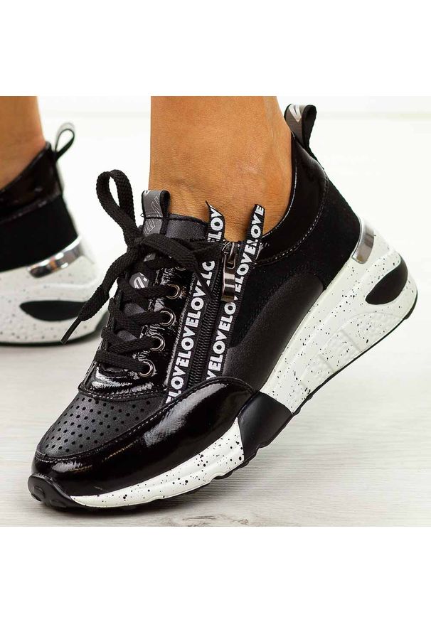 Sneakersy damskie T.Sokolski W21-92 Bk Skóra. Kolor: czarny. Materiał: skóra. Obcas: na obcasie. Wysokość obcasa: średni