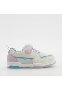 Reserved - Sneakersy z holograficznymi wstawkami - Kremowy. Kolor: kremowy