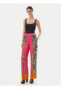 Versace Jeans Couture Spodnie materiałowe 78HAA1P2 Różowy Straight Fit. Kolor: różowy. Materiał: wiskoza #3