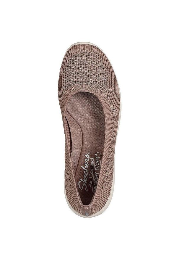 skechers - Mieszkania Skechers Arya - Fancy You, Kobiety. Kolor: brązowy. Materiał: materiał