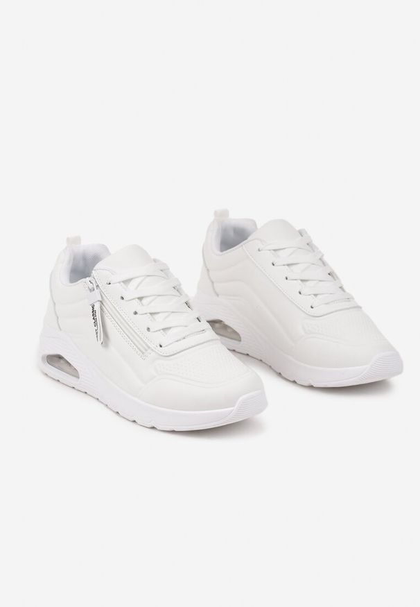 Renee - Białe Sneakersy na Platformie z Przezroczystą Wstawką i Suwakiem z Napisami Valentinae. Okazja: na co dzień. Kolor: biały. Materiał: jeans. Wzór: napisy. Obcas: na platformie. Wysokość obcasa: średni