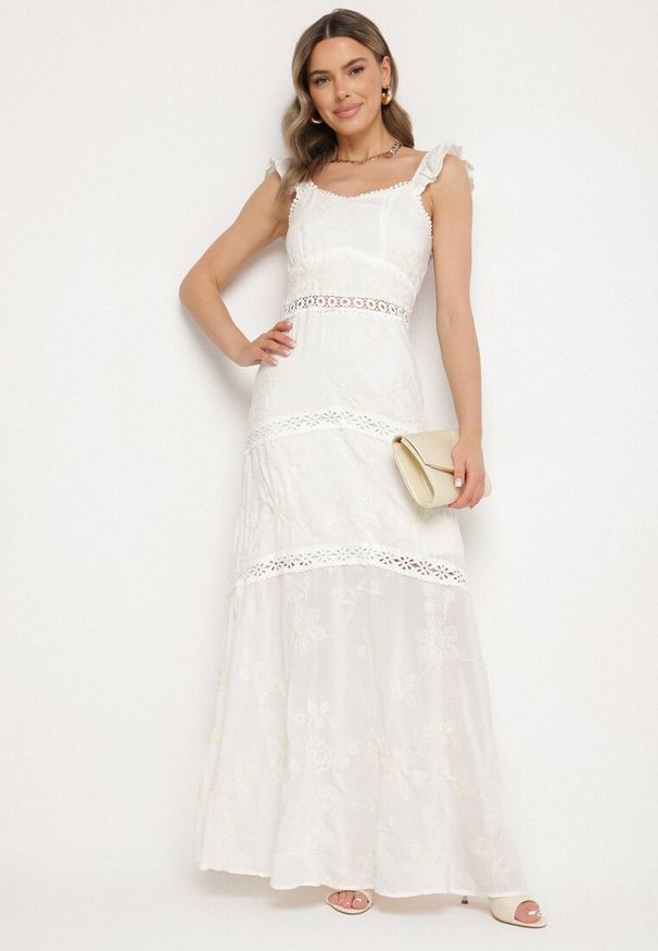 Born2be - Biała Wiskozowa Sukienka Ozdobiona Haftami i Falbankami Lumionea. Typ kołnierza: kołnierz z falbankami. Kolor: biały. Materiał: wiskoza. Wzór: aplikacja, haft. Styl: elegancki