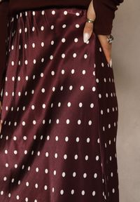 Renee - Bordowa Spódnica z Wiskozy High Waist Ozdobiona Kropkami i Koronką Monivia. Stan: podwyższony. Kolor: czerwony. Materiał: wiskoza, koronka. Wzór: aplikacja, kropki, koronka #4