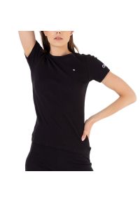 Koszulka Champion Crewneck 116252-KK001 - czarna. Kolor: czarny. Materiał: materiał, bawełna, poliester. Długość rękawa: krótki rękaw. Długość: krótkie. Wzór: aplikacja #1