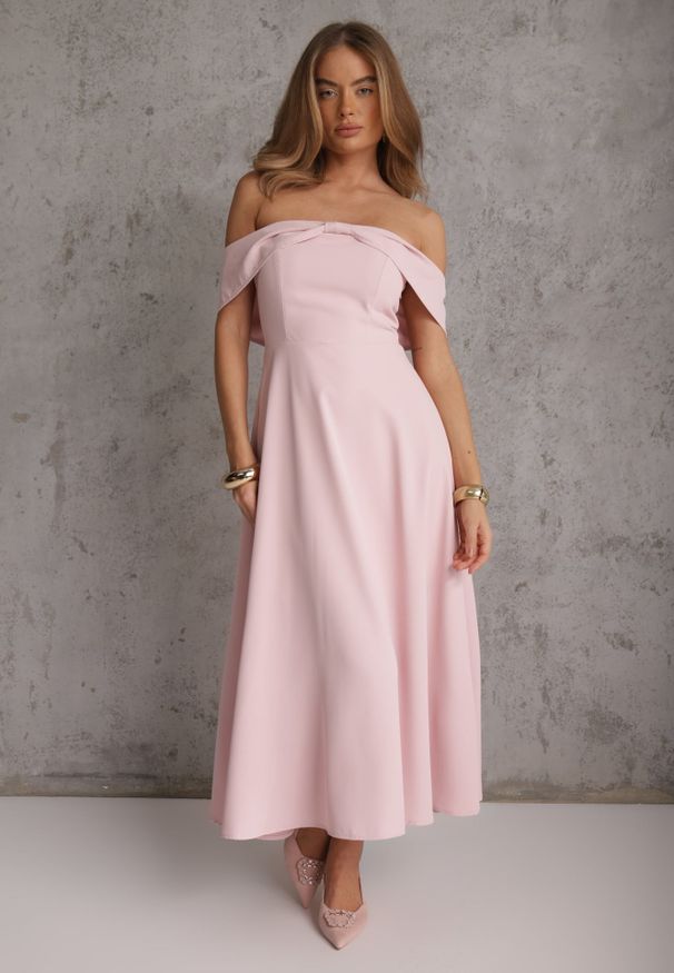 Renee - Różowa Rozkloszowana Sukienka Koktajlowa VICES z Hiszpańskim Dekoltem Neamerianne. Okazja: na wesele, na ślub cywilny. Typ kołnierza: dekolt hiszpanka. Kolor: różowy. Materiał: lakier, poliester. Typ sukienki: rozkloszowane. Styl: wizytowy