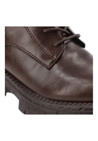 Brązowe Botki Artiker Stylowe Buty Damskie Na Obcasie. Zapięcie: sznurówki. Kolor: brązowy. Materiał: skóra. Szerokość cholewki: normalna. Sezon: zima, jesień. Obcas: na obcasie. Styl: elegancki. Wysokość obcasa: średni #3