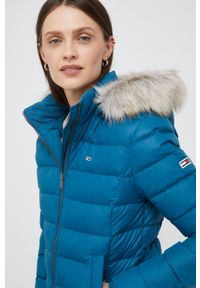 Tommy Jeans kurtka puchowa DW0DW08588.9BYY damska zimowa. Okazja: na co dzień. Kolor: turkusowy. Materiał: puch. Sezon: zima. Styl: casual #6