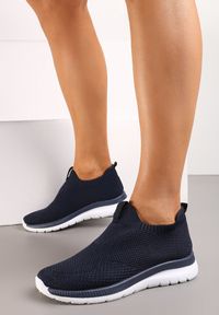 Renee - Granatowe Buty Sportowe z Wsuwaną Elastyczną Cholewką Slaia. Kolor: niebieski. Szerokość cholewki: normalna #1