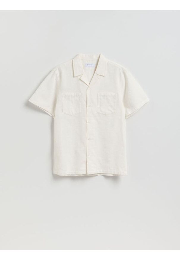 Reserved - Strukturalna koszula regular fit - biały. Kolor: biały. Materiał: bawełna, tkanina