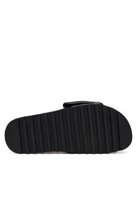 Guess Klapki FLJFA2ELE19 Czarny. Kolor: czarny. Materiał: skóra