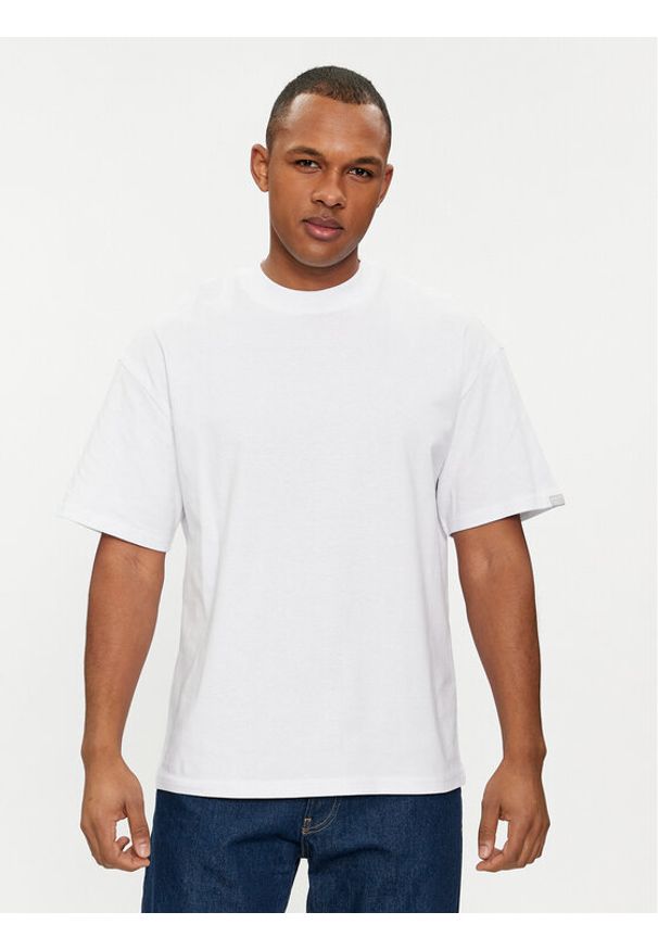 Jack & Jones - Jack&Jones T-Shirt Collective 12251865 Biały Wide Fit. Kolor: biały. Materiał: bawełna