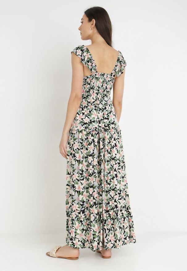 Born2be - Biało-Czarna Sukienka Agathice. Typ kołnierza: dekolt kwadratowy. Kolor: biały. Materiał: tkanina, wiskoza. Długość rękawa: na ramiączkach. Wzór: kwiaty. Styl: klasyczny. Długość: maxi