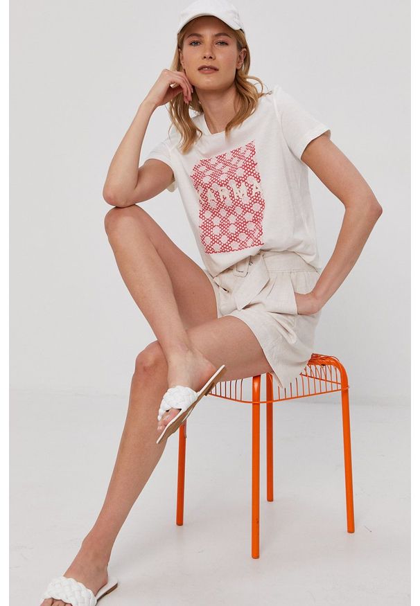 Vero Moda - Szorty. Okazja: na co dzień. Kolor: beżowy. Materiał: tkanina. Wzór: gładki. Styl: casual