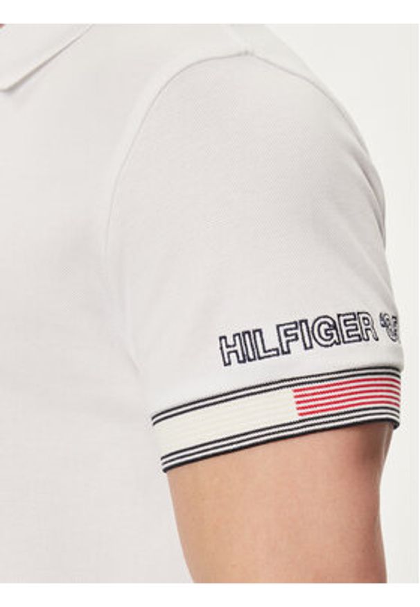 TOMMY HILFIGER - Tommy Hilfiger Polo Flag MW0MW34780 Biały Slim Fit. Typ kołnierza: polo. Kolor: biały. Materiał: bawełna, wiskoza