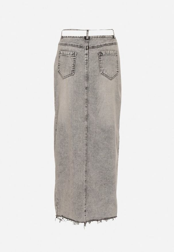 Born2be - Ciemnoszara Ołówkowa Spódnica Jeansowa z Rozcięciem z Przodu Limirea. Okazja: na co dzień. Kolor: szary. Materiał: jeans. Styl: casual
