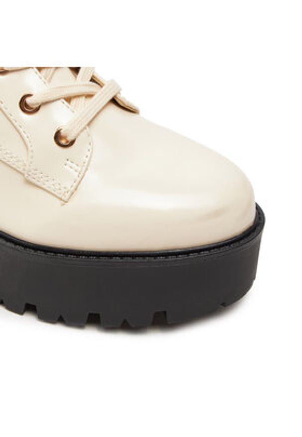 Guess Botki Vaires FLTSOM PAT10 Beżowy. Kolor: beżowy. Materiał: skóra