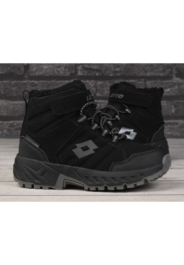 LOTTO - Buty dziecięce zimowe Lotto KETCHAM TEX K. Kolor: czarny. Sezon: zima. Sport: turystyka piesza