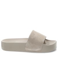 Big-Star - Beżowe Klapki Big star Stylowe Obuwie Damskie. Okazja: do domu, na co dzień, na spacer. Kolor: beżowy. Materiał: jeans, zamsz. Sezon: lato. Styl: elegancki #6