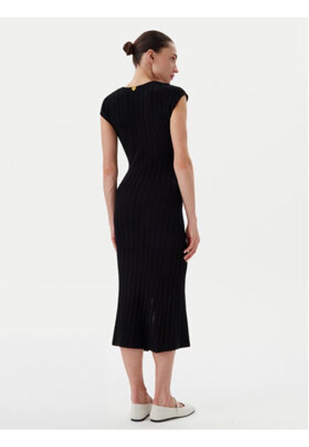 TwinSet - TWINSET Sukienka dzianinowa 251LB3CAA Czarny Slim Fit. Kolor: czarny. Materiał: wiskoza