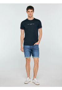 Big-Star - Koszulka męska z kontrastowym wykoŅczeniem granatowa Bortor 403. Kolor: niebieski. Materiał: bawełna. Wzór: nadruk #3