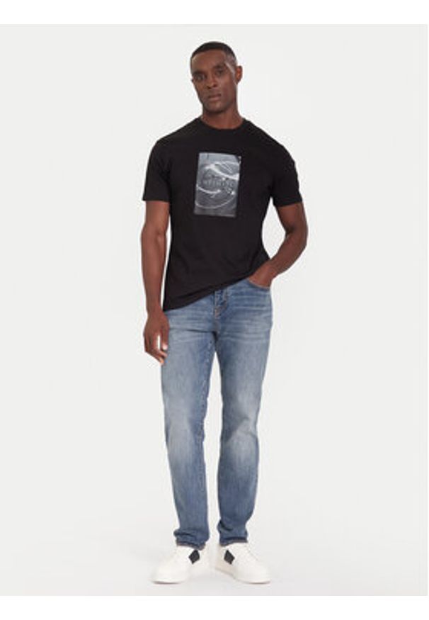 Armani Exchange Jeansy XM000049 AF17047 MB001 Niebieski Regular Fit. Kolor: niebieski
