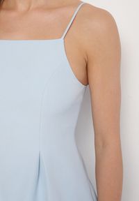 Born2be - Niebieska Sukienka Vices o Rozkloszowanym Kroju na Ramiączkach Zdobiona Zakładkami Sarileve. Okazja: na co dzień. Typ kołnierza: dekolt kwadratowy. Kolor: niebieski. Materiał: jeans. Długość rękawa: na ramiączkach. Wzór: aplikacja. Typ sukienki: rozkloszowane, proste. Styl: casual, klasyczny #4