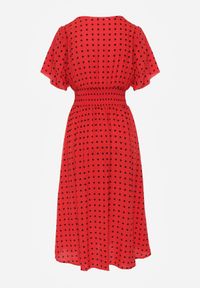 Renee - Czerwona Bawełniana Sukienka o Rozkloszowanym Fasonie w Kropki Tolimirae. Okazja: na co dzień. Kolor: czerwony. Materiał: bawełna. Długość rękawa: krótki rękaw. Wzór: kropki. Sezon: lato. Typ sukienki: rozkloszowane. Styl: casual #7