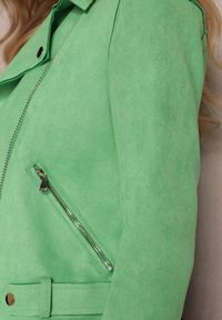 Renee - Jasnozielona Ramoneska Charlee. Kolor: zielony. Materiał: jeans, zamsz. Długość rękawa: długi rękaw. Długość: długie. Wzór: aplikacja. Styl: klasyczny, wizytowy #5