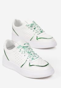 Born2be - Biało-Zielone Sneakersy z Błyszczącymi Wstawkami i Dekoracyjnym Sznurowaniem Horustia. Kolor: biały #4