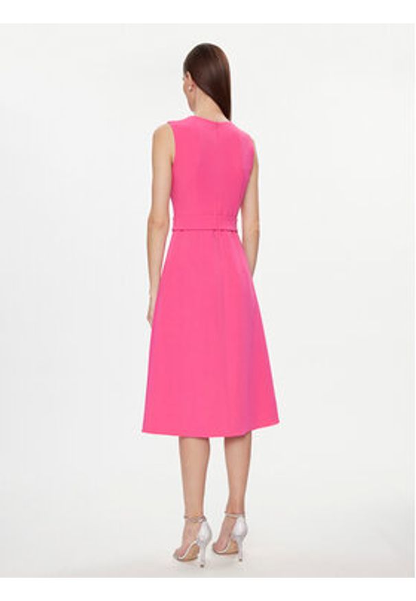 Nissa Sukienka koktajlowa RC14788 Różowy Slim Fit. Kolor: różowy. Materiał: syntetyk. Styl: wizytowy