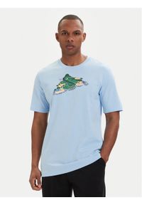 Adidas - adidas T-Shirt Novelty Mini Graphic JZ5038 Błękitny Regular Fit. Kolor: niebieski. Materiał: bawełna #1