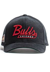 Mitchell & Ness - Czapka typu snapback Chicago Bulls NBA Vintage High Crown Structured. Kolor: czarny. Styl: vintage #1