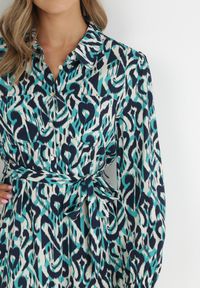 Born2be - Niebieska Koszulowa Sukienka Midi z Wiązanym Paskiem Evalyn. Kolor: niebieski. Materiał: materiał. Długość rękawa: długi rękaw. Typ sukienki: koszulowe. Długość: midi #2