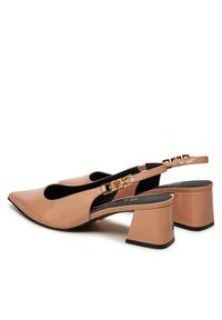Guess Sandały FLPZAB PAF05 Beżowy. Kolor: beżowy. Materiał: skóra