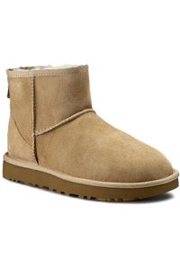 Ugg Śniegowce W Classic Mini II 1016222 Beżowy. Kolor: beżowy. Materiał: skóra #1