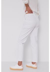 Answear Lab Jeansy damskie high waist. Stan: podwyższony. Kolor: biały. Styl: wakacyjny #3
