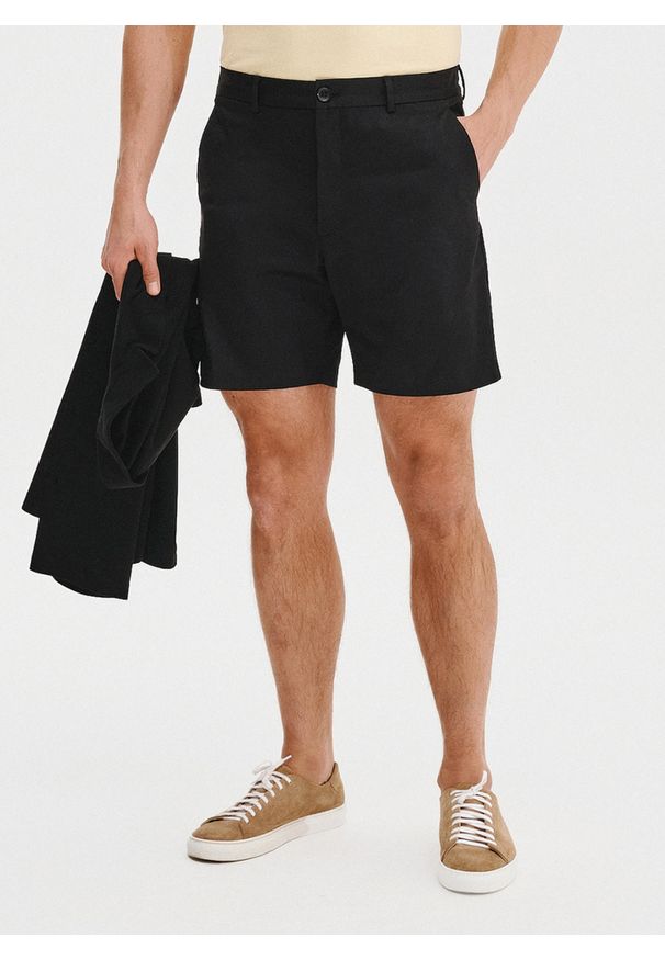 Pako Lorente - PAKO LORENTE - Czarne szorty męskie z bawełną. Kolor: beżowy, czarny. Materiał: bawełna. Wzór: gładki. Sezon: lato