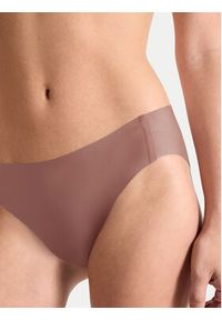 Sloggi Figi klasyczne Zero Feel 10217838 Brązowy. Kolor: brązowy. Materiał: syntetyk