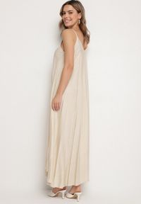 Born2be - Beżowa Rozkloszowana Sukienka z Wiskozy z Cyrkoniami Ellitana. Okazja: na co dzień. Kolor: beżowy. Materiał: wiskoza. Sezon: lato. Styl: klasyczny, casual, elegancki #3