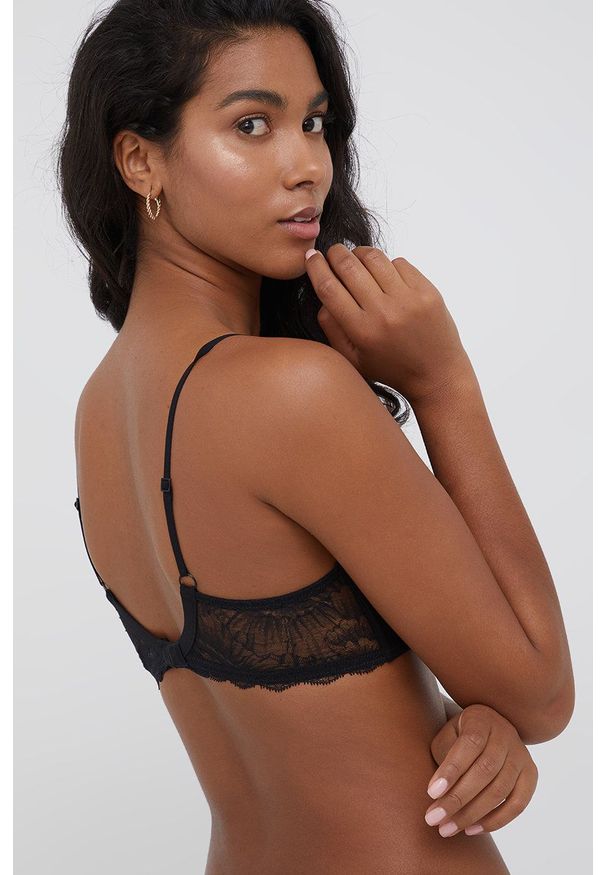 Calvin Klein Underwear - Biustonosz. Kolor: czarny. Rodzaj stanika: biustonosz z fiszbinami